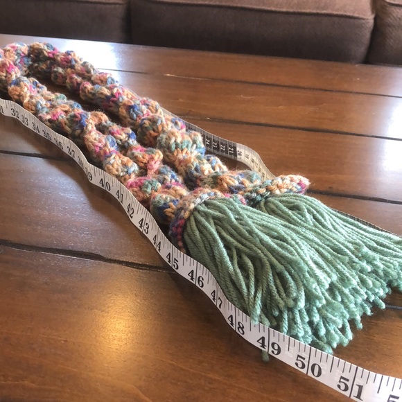 Girls Hand Knitted Hat and Scarf - Picture 5 of 6